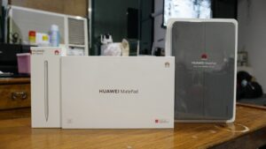 Huawei MatePad T 10 unboxing 