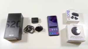 Samsung Galaxy S20 Plus Unboxing: Exclusive at MobileHub Kenya. samsung galaxy s20 plus Samsung Galaxy S20 Plus Samsung Galaxy S20 Plus unboxing 1 300x169